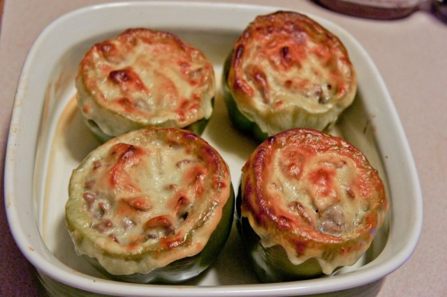 Cheesesteak Stuffed Peppers - Om Nomalicious