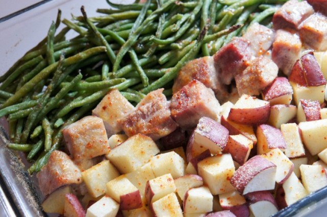 Italian Seasoned Pork, Potatoes, and Green Beans